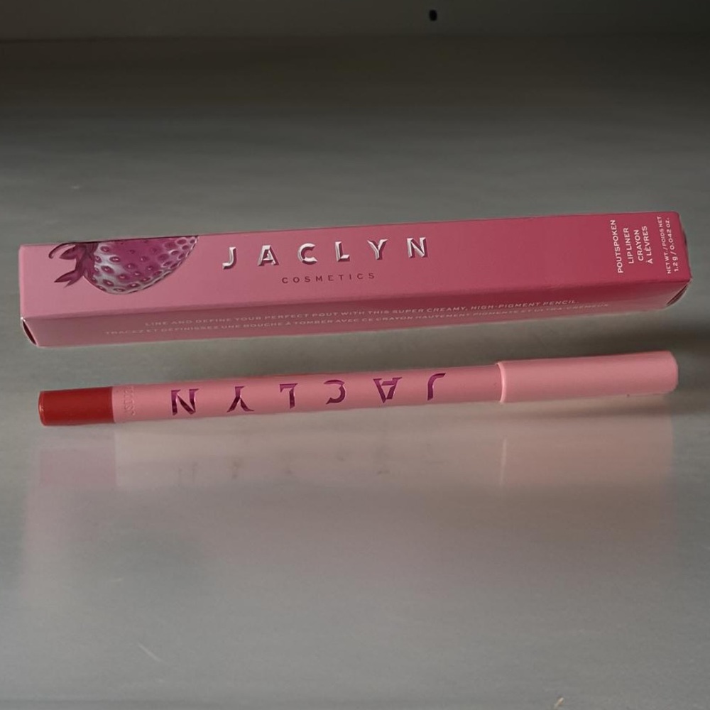 🔥BNWB JACLYN COSMETICS LIP 👄 LINER🔥 - Picture 2 of 3